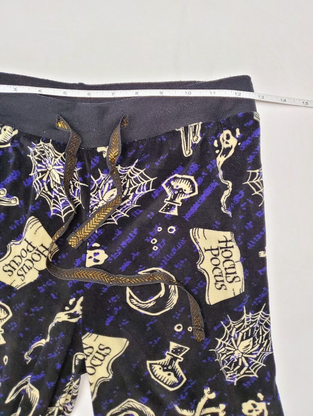 Disney Hocus Pocus Pajama Pants Size S Purple Black Halloween Joggers - Picture 3 of 5
